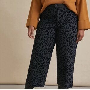 Women’s MAEVE by Anthropologie Eve Ponte Wide-Leg black leopard Pants. Size 2T